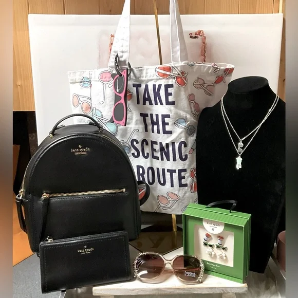 Kate spade backpack bundle - Picture 1 of 14